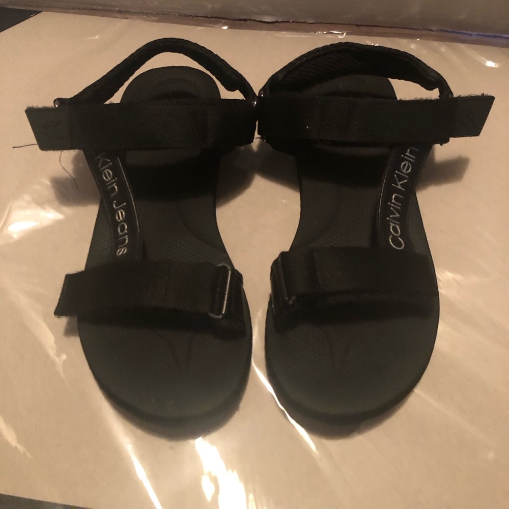 CI women summer sandals, Size 8